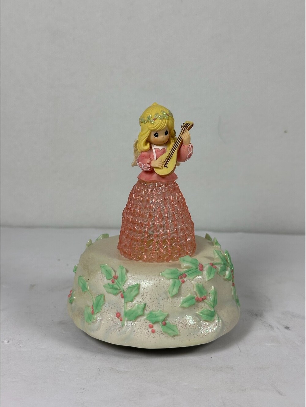 Precious Moments Enesco Angelic Serenade Musical Figurine Hark The Herald Angels